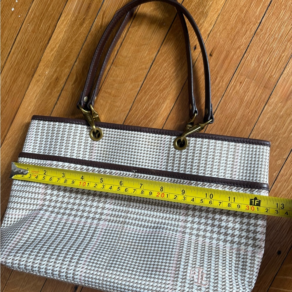 Ralph Lauren Houndstooth Tote in Cream and Brown - Picture 9 of 12